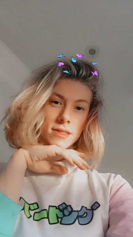 Ash Jones perfect model photos