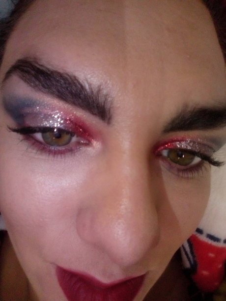 Melanie Magor star sexy img