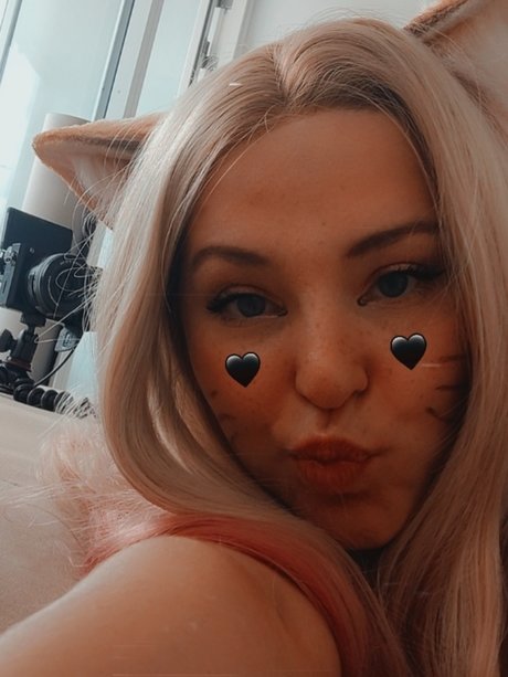 _nani on indefinite leave_ model high quality image