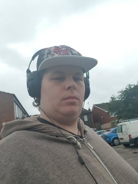 Kazuto Makoto hd star gallery