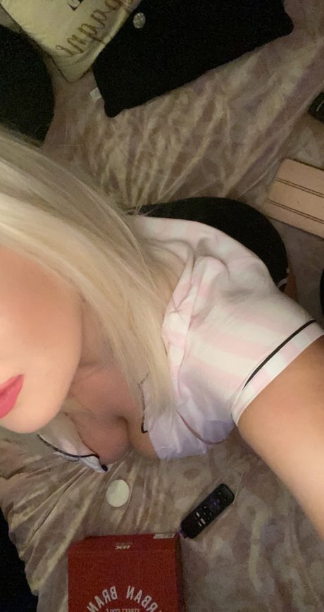 Kaz model xxx pictures