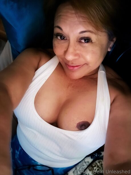 _Maui Gem UNLEASHED_ model nude photos