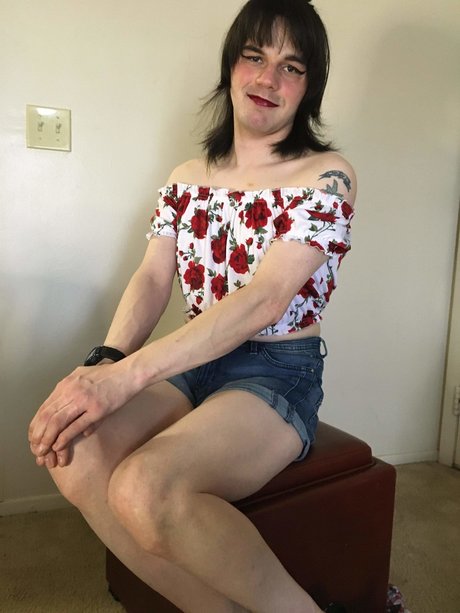 Maria Haushinka Rockerella star perfect archive