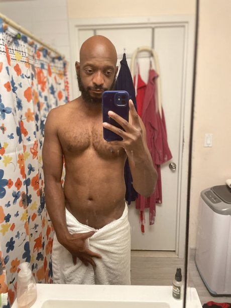 Matthew Osborne nice pornstar pic