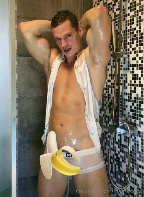 MAT AS URIBE star art archive