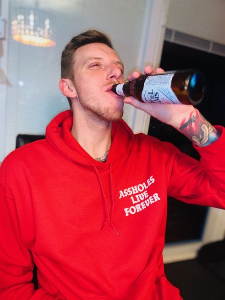 Mat Mathews model beautiful pics