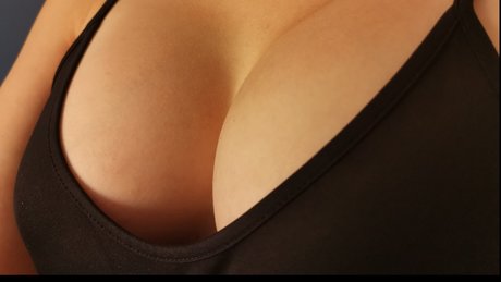 Mathilde Persia model beautiful image