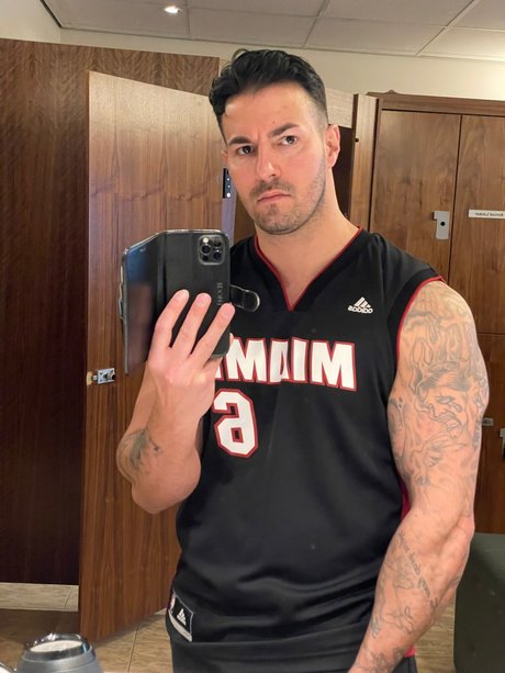 Master Sole art actress image