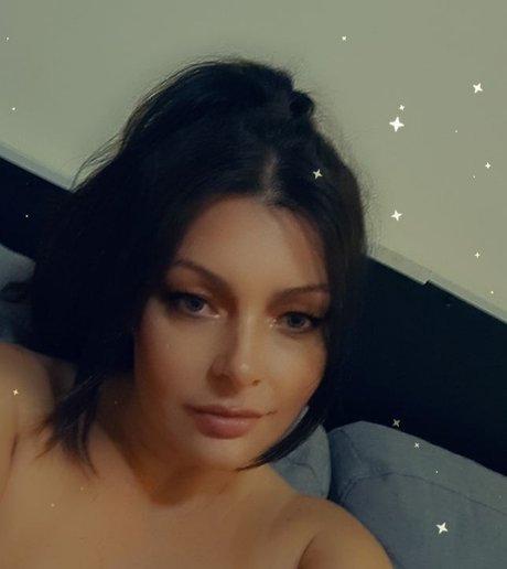 Massie may star erotic photo