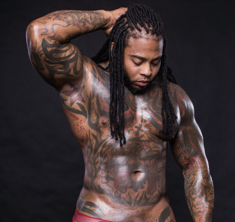 King Maserati Da Body hot model pic