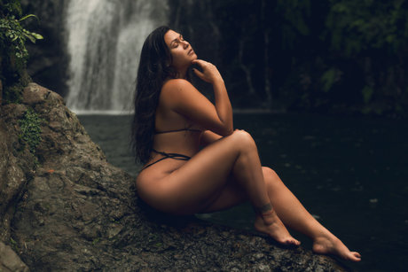 Maryan model art galleries