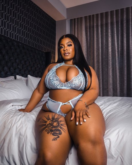 Chloe Santiago_ top star pic