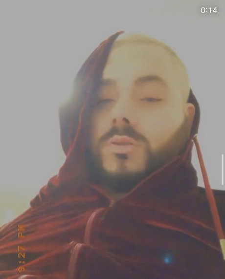 Thee Bearded Witch sex model image