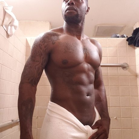 Dark Essential pretty pornstar images