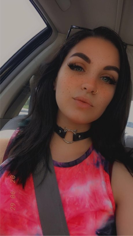 EmpressEri hot pornstar photo