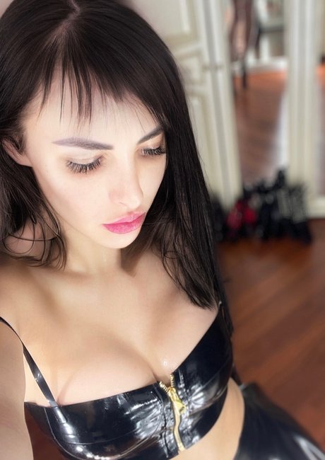 black fox lily free actress photo