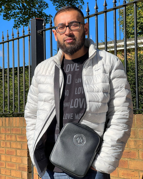 MebzTing pornographic model archive