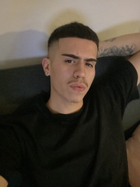 McDaddyMob high quality model pics