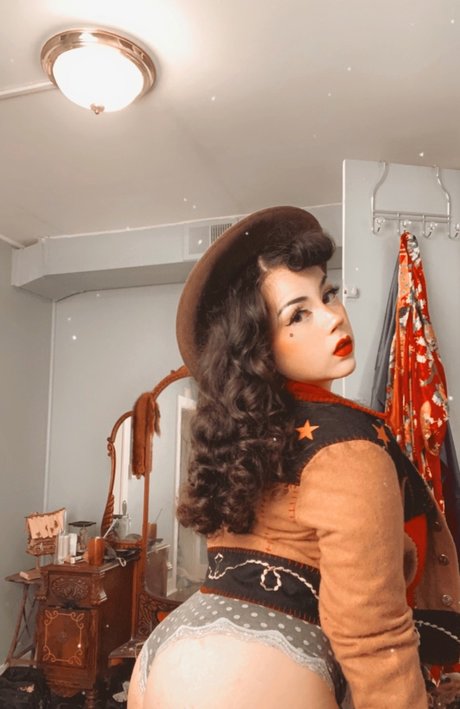 May Heathen nice star photo