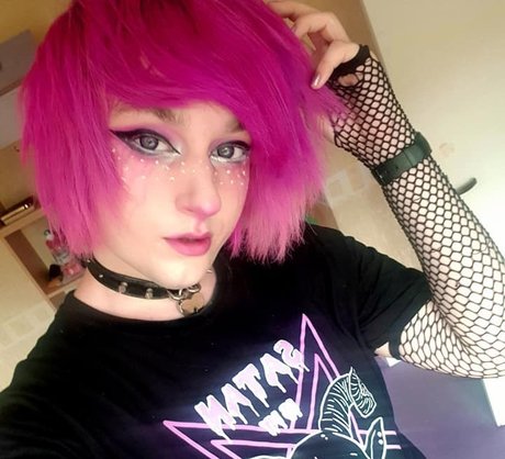 Maya Fae art actress photos