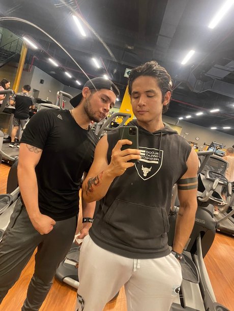 MaxxxDylan pretty pornstar galleries