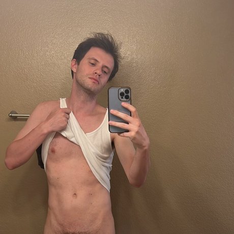 Maxx Monroe nude star gallery