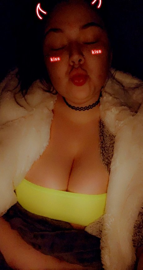 Merry Gold pornstar nude gallery