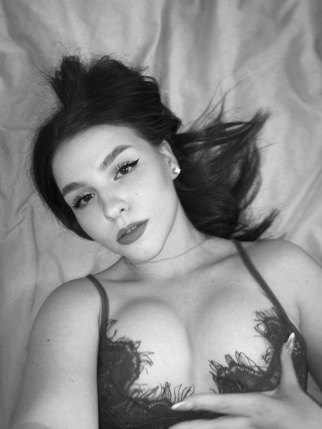 Sunny girl star porn gallery