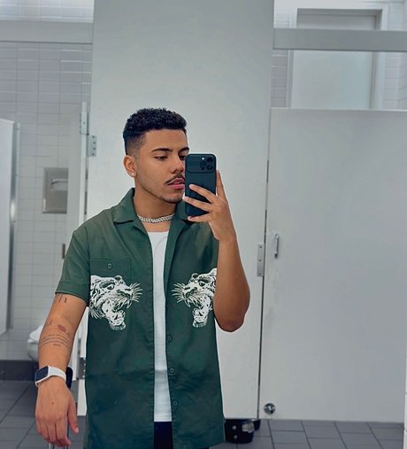 Ivan Vizcaino high quality pornstar img