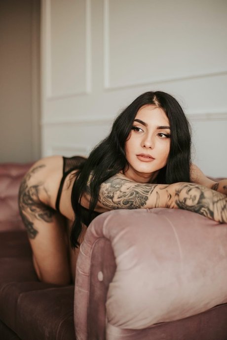 MeowLAV model sex picture