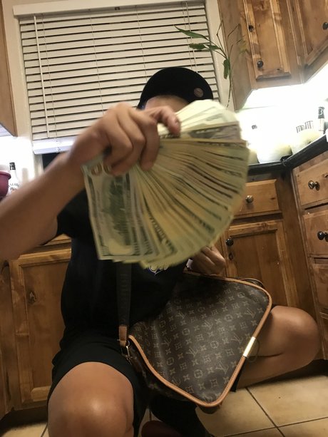 Malakias Mendoza free pornstar galleries