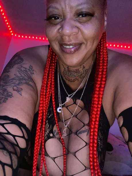 Meme Simon star adult galleries