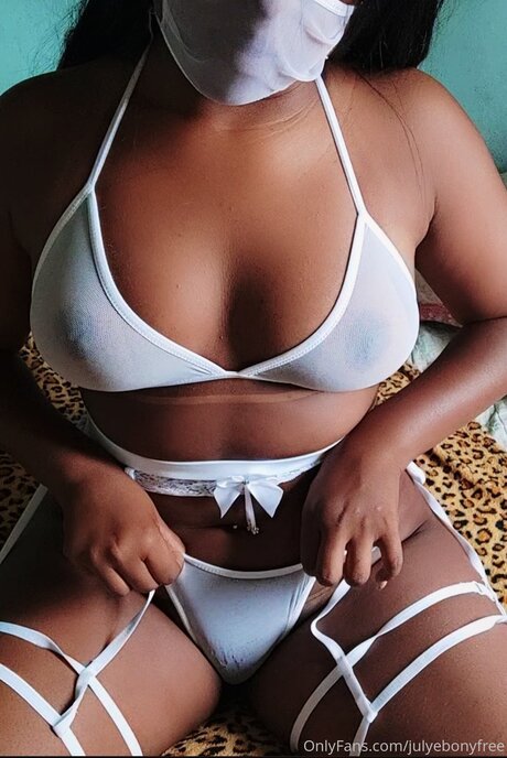 _FREE DICK RATE_ star exclusive pics