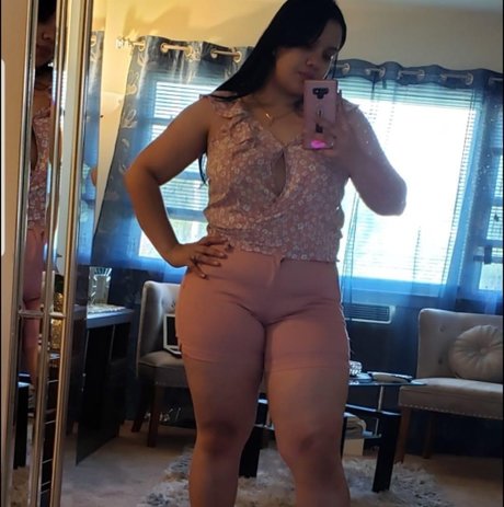 La Mu eca De Oro star picture