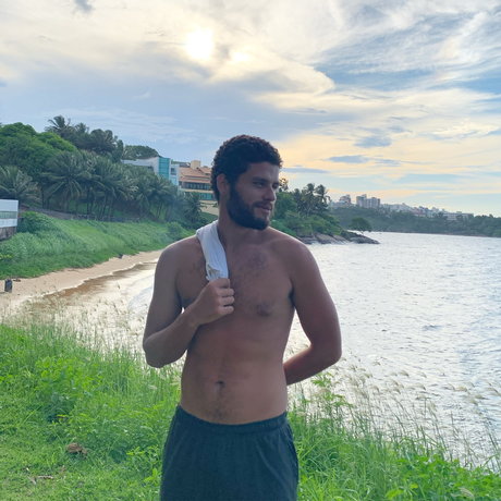 Cezar exclusive star pics