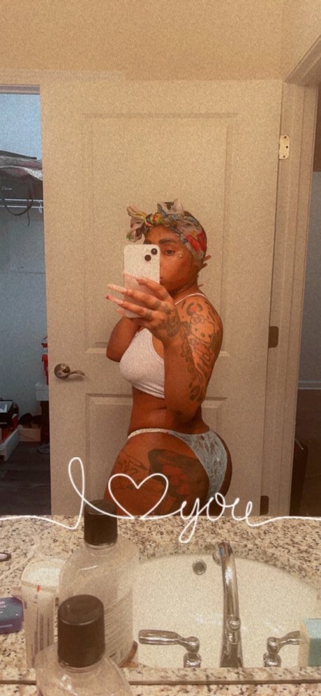 KeiSkii_ erotic actress pictures