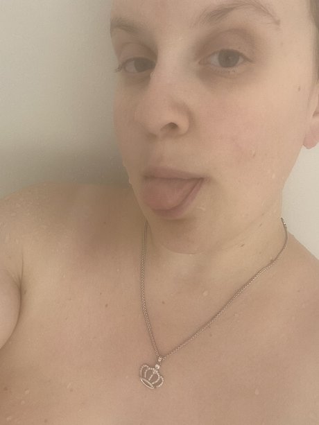 Lyrical sexy pornstar pictures