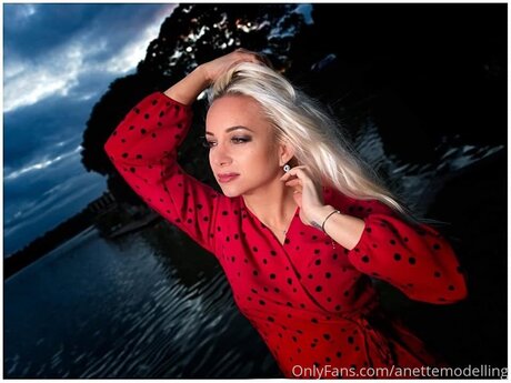 Aneta Hradecka pornstar hd img