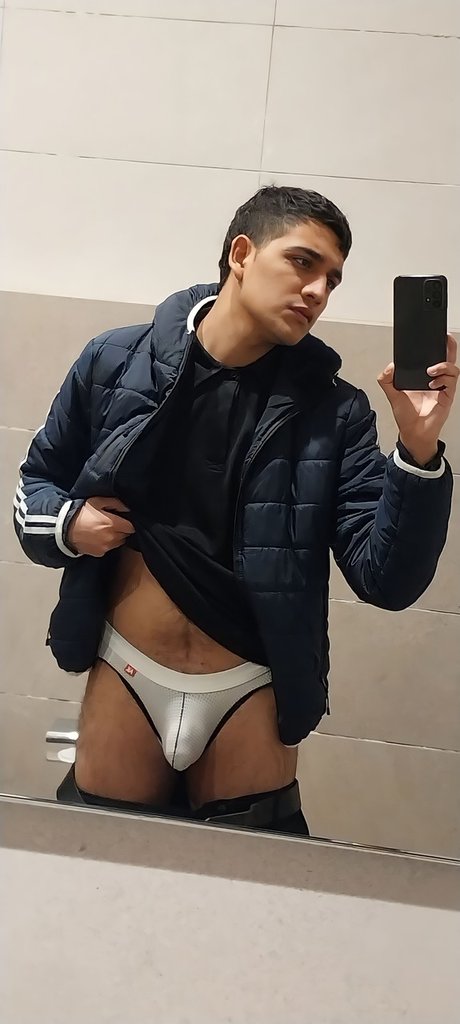 Bed Breaker pornstar naked galleries