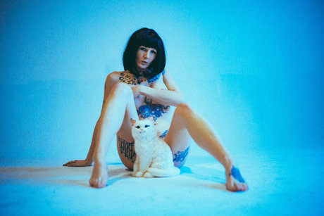 Megan Monster sexy star archive