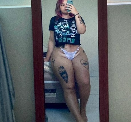 sucubo star naked pics