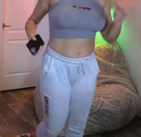 HayliNic free star photo