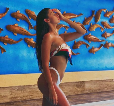 Leila Kraja perfect pornstar img