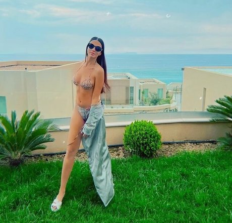 Leila Kraja star erotic archive