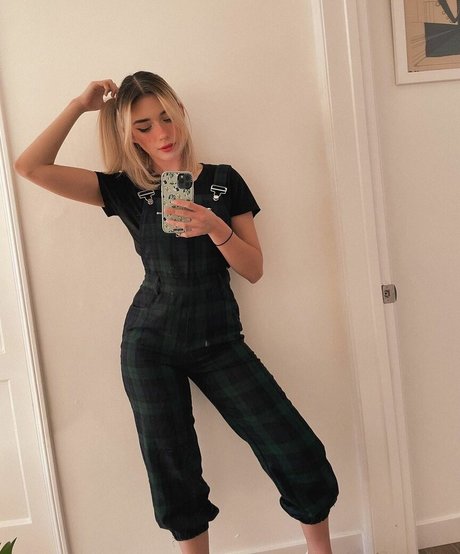 shelbygraces exclusive actress photo