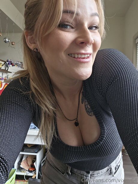 Vixyy64 xxx star gallery