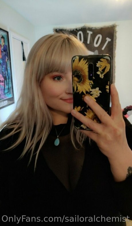 sailoralchemist adult actress photo