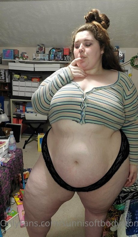 sunnisoftbodystoner pornstar perfect images