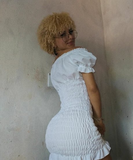 Stherx Monteiro nude star photos