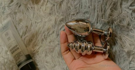 adoyeblehoe naked pornstar picture